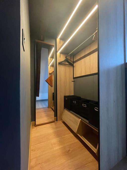 Duplex Bord De L'Eure - Parking Inclus - Jolie Vue Sur La Cathedrale Apartment Шартър Екстериор снимка
