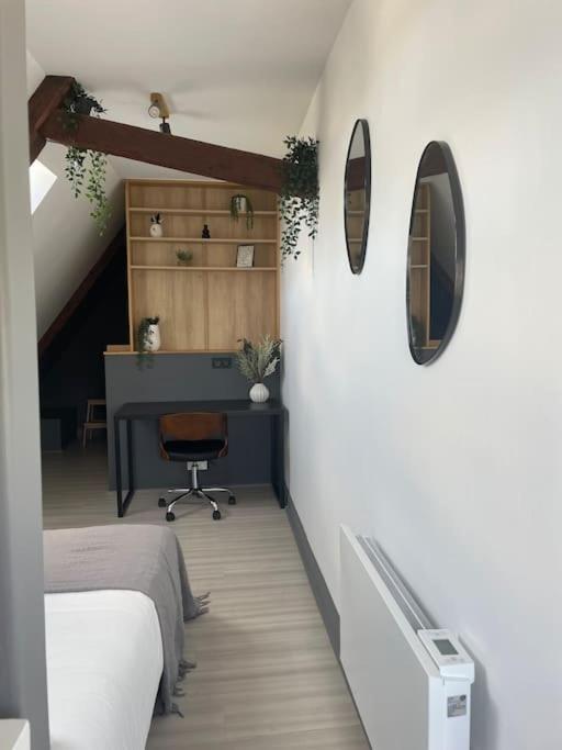 Duplex Bord De L'Eure - Parking Inclus - Jolie Vue Sur La Cathedrale Apartment Шартър Екстериор снимка