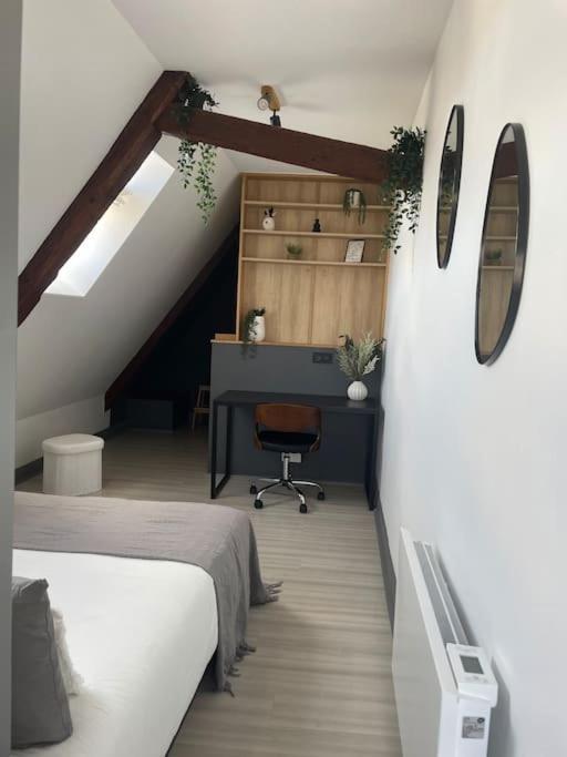 Duplex Bord De L'Eure - Parking Inclus - Jolie Vue Sur La Cathedrale Apartment Шартър Екстериор снимка
