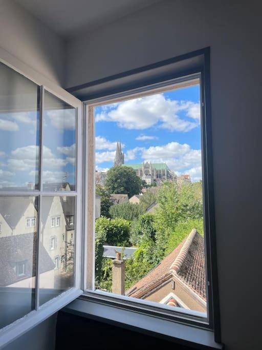Duplex Bord De L'Eure - Parking Inclus - Jolie Vue Sur La Cathedrale Apartment Шартър Екстериор снимка